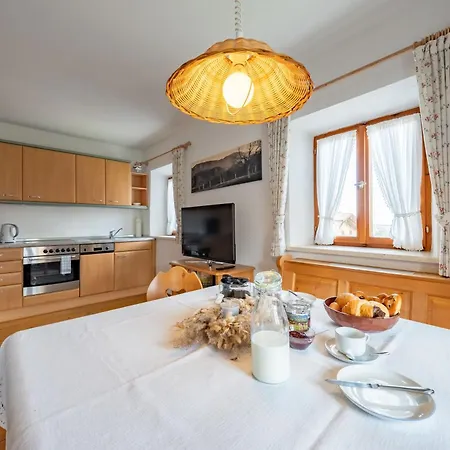 Weissnhof Çiftlik konaklama *